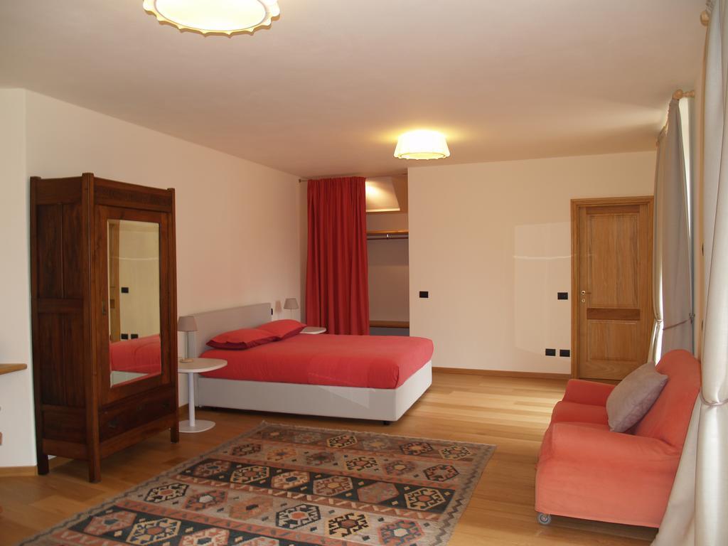 Casa Botta - Luino Lago Maggiore Extérieur photo