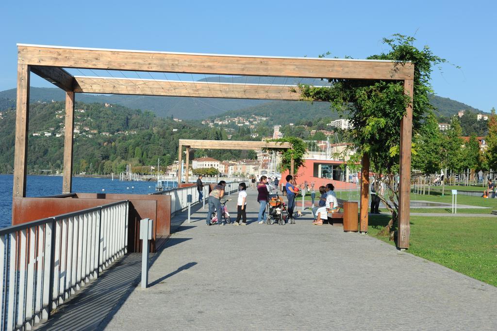 Casa Botta - Luino Lago Maggiore Extérieur photo