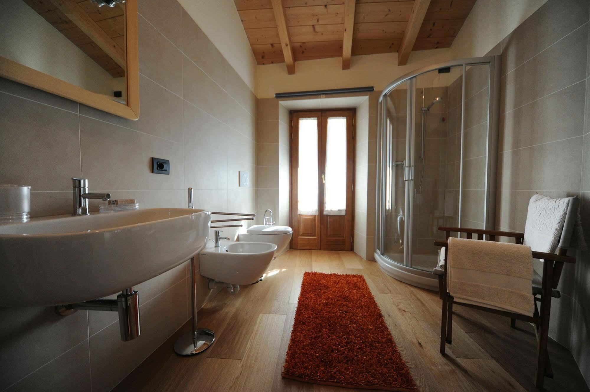 Casa Botta - Luino Lago Maggiore Extérieur photo