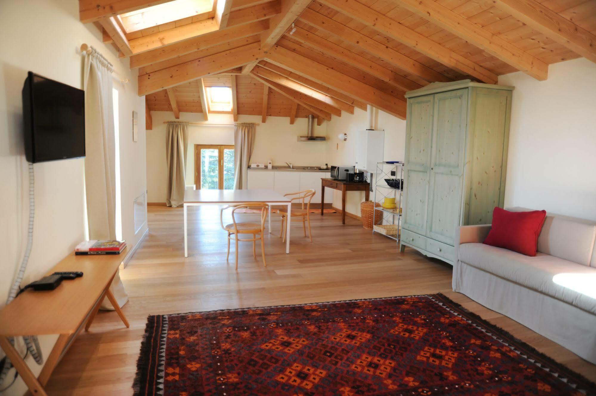 Casa Botta - Luino Lago Maggiore Extérieur photo